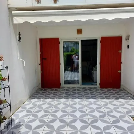 Apartment T2 Avec Grande Terrasse Et Confort 3 Etoiles